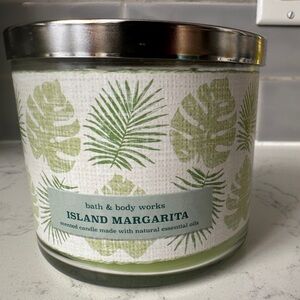 Bath & Body Works Island Margerita Candle